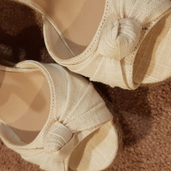 Montego Bay Club Woven Strappy Wedges (8 1/2) - Picture 3 of 10